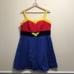 DC COMICS ORIGINALS Wonder Woman dress size 16